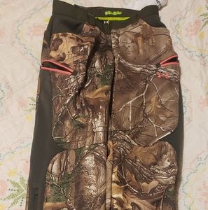 Realtree Under Armour Women's Hunting Pants